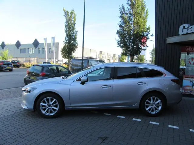 Mazda 6 Sportbreak 2.0 SkyActiv-G 165 TS+ 2018 Benzine 2