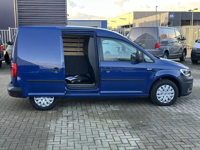 Volkswagen Caddy 2.0 TDI 102PK L1H1 AUTOMAAT 2018 Diesel 13