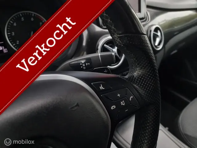 Mercedes-Benz B-Klasse 200 Automaat 2012 Benzine 18