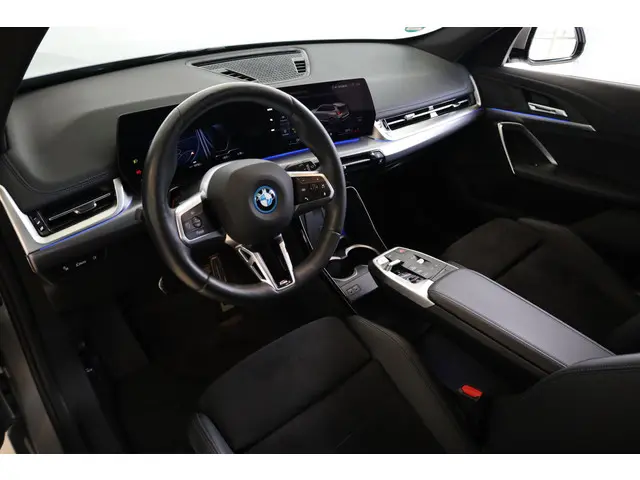 BMW iX1 eDrive20 2023 Elektrisch 7