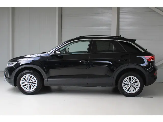 Volkswagen T-Roc 1.0 TSI Life 2025 Benzine 2