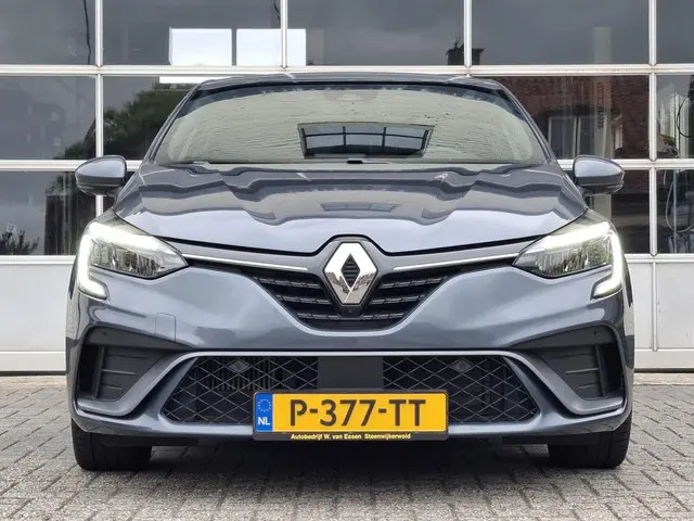 Renault Clio 1.0 TCe R.S. Line 2022 Benzine 8