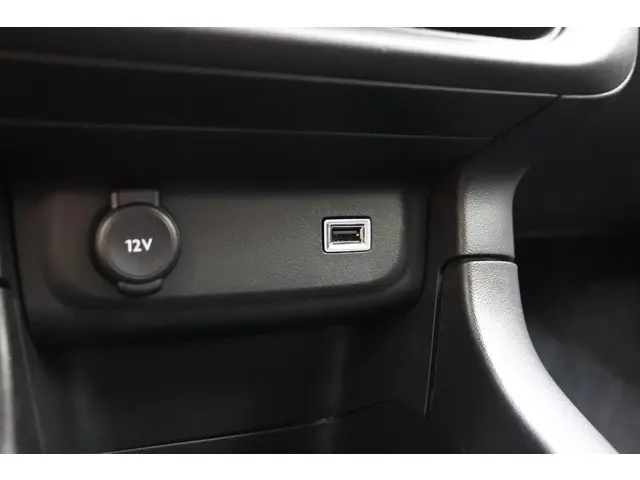 Citroën C3 1.2 PureTech Feel 2020 Benzine 23