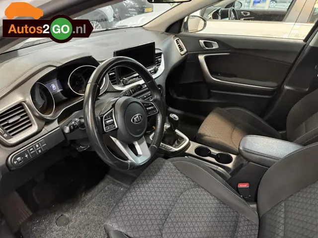 Kia Ceed 1.6 CRDi ExecutiveLine 2020 Diesel 18