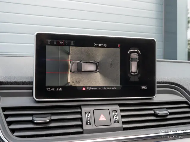 Audi Q5 55 TFSI E Quattro 2019 Hybride Benzine 32