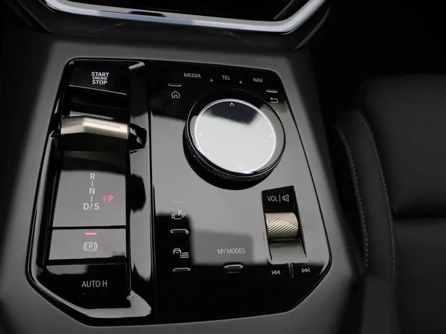 BMW X3 30e xDrive 2025 Hybride Benzine 18