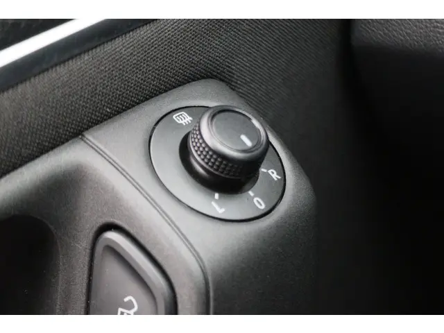 Volkswagen Polo 1.4 TDI Comfortline 2014 Diesel 28