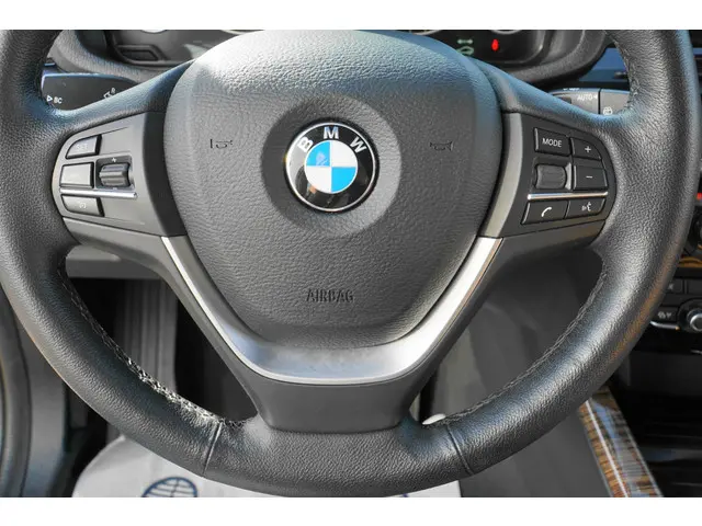 BMW X3 XDrive20i High Executive X-DRIVE 2014 Benzine 24