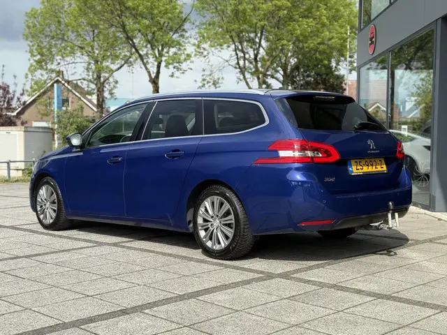 Peugeot 308 SW 1.5 BlueHDi 130pk Premium 2019 Diesel 4