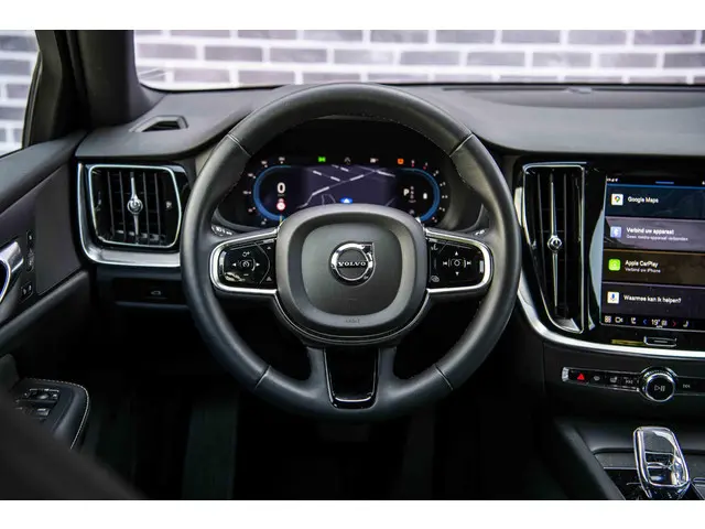 Volvo V60 3