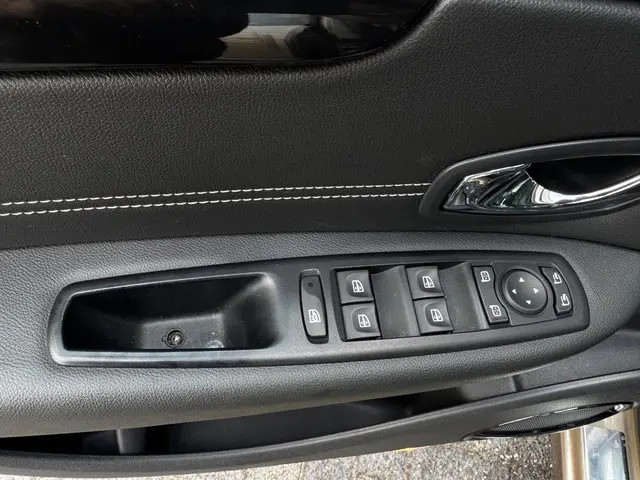 Renault Scénic 2.0 Bose Automaat | Pano. 2013 Benzine 26