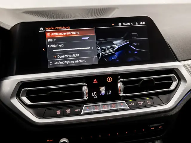 BMW 3 Serie 320i M Sport 2020 Benzine 30