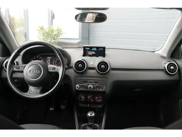 Audi A1 Sportback 1.0 TFSI Advance Sport 2018 Benzine 16