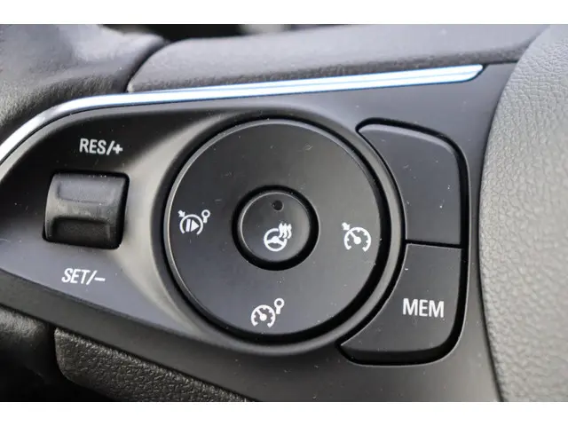 Opel Grandland X 1.2 Turbo Innovation org. NL 2019 Benzine 25