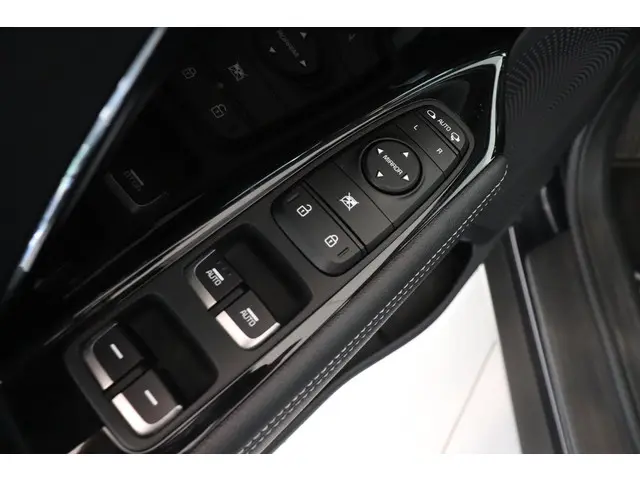 Kia Niro 1.6 GDi Hybrid DynamicLine 2020 Hybride Benzine 26