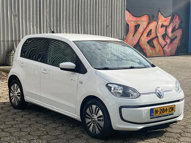Volkswagen e-up! 3