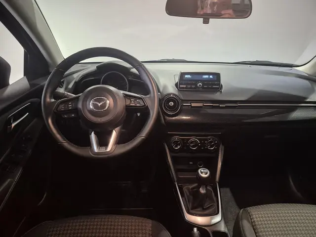 Mazda 2 1.5 Skyactiv-G S 2019 Benzine 3