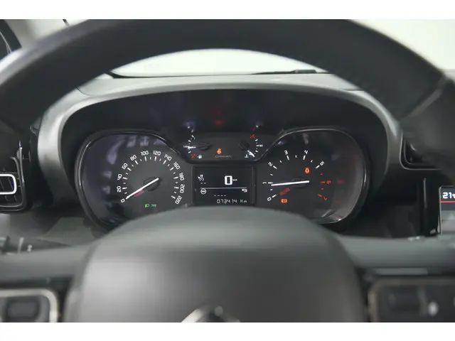 Citroën C3 Aircross PureTech 110 Feel 2022 Benzine 35