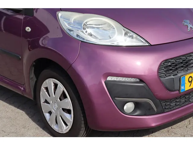 Peugeot 107 1.0 Active 2012 Benzine 12