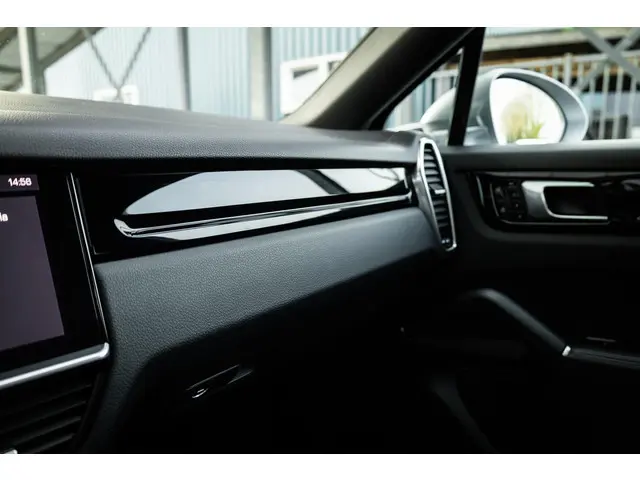 Porsche Cayenne Coupé 3.0 E-Hybrid 2020 Hybride Benzine 45