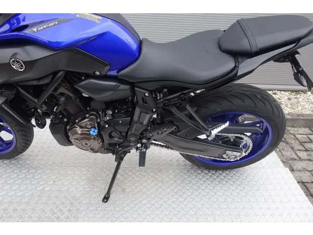 Yamaha MT 07 ABS 2018 Benzine 17