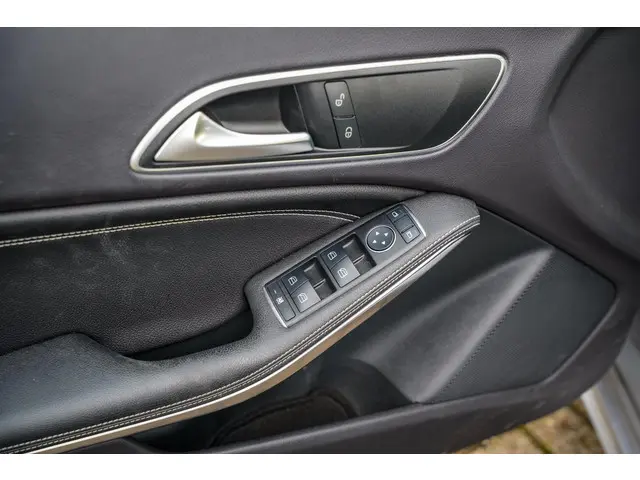 Mercedes-Benz CLA Shooting Brake 200 d 2016 Diesel 14