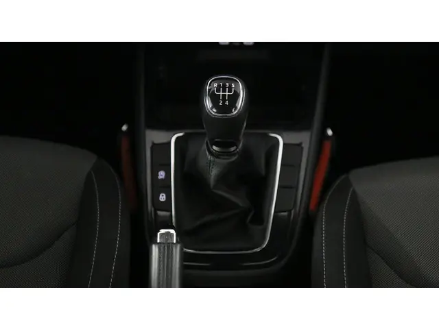 Škoda Fabia 1.0 TSI 95pk Ambition 2022 Benzine 33