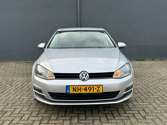 Volkswagen Golf 1.4 TSI Highline 2013 Benzine 8