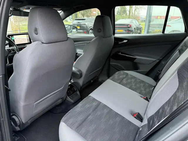 Volkswagen ID.4 Pro 77 kWh 2021 Elektrisch 16