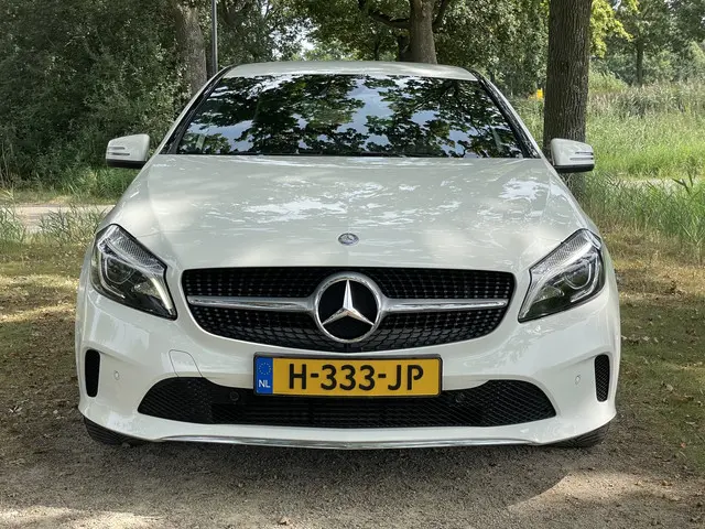 Mercedes-Benz A-Klasse 180 Ambition 2016 Benzine