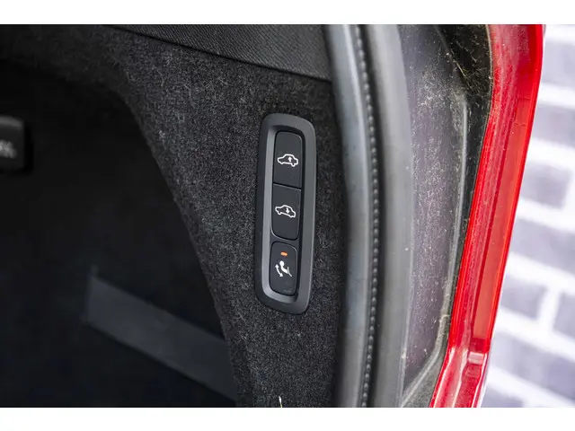 Volvo XC90 2.0 D5 AWD Inscription 2019 Diesel 32