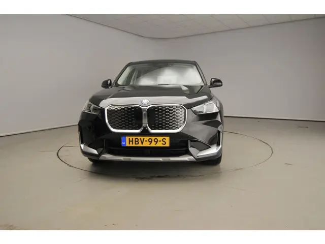BMW iX1 xDrive30 2025 Elektrisch 5