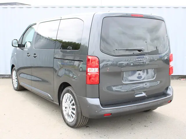 Peugeot e-Traveller Standard 75 kWh 2025 Elektrisch 5