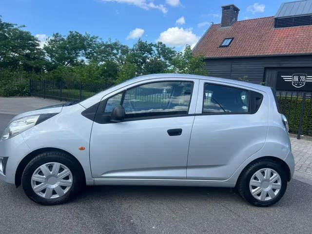 Chevrolet Spark 2