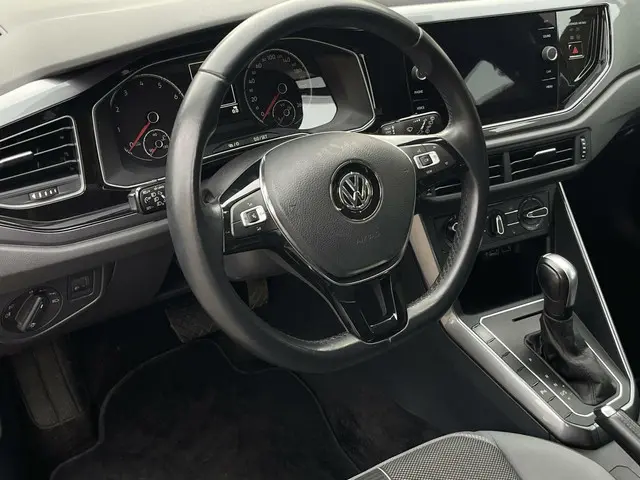 Volkswagen Polo 1.0 TSI Highline 2020 Benzine 14