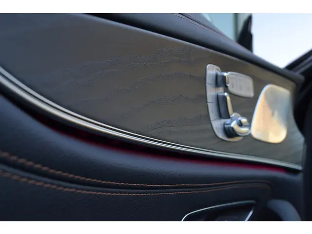Mercedes-Benz CLS 450 4M Ed.1 AMG 2019 Benzine 81