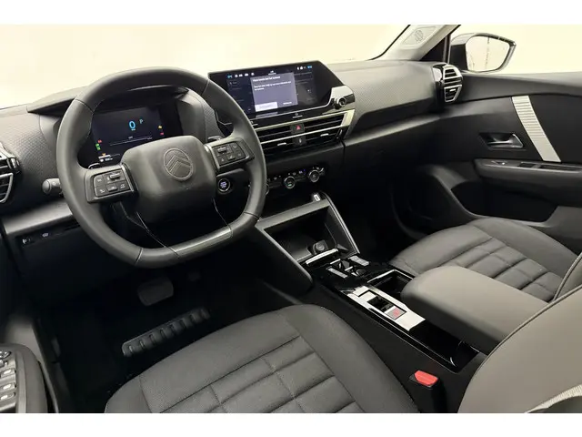 Citroën C4 Hybrid 145pk Plus 2025 Hybride Benzine 16