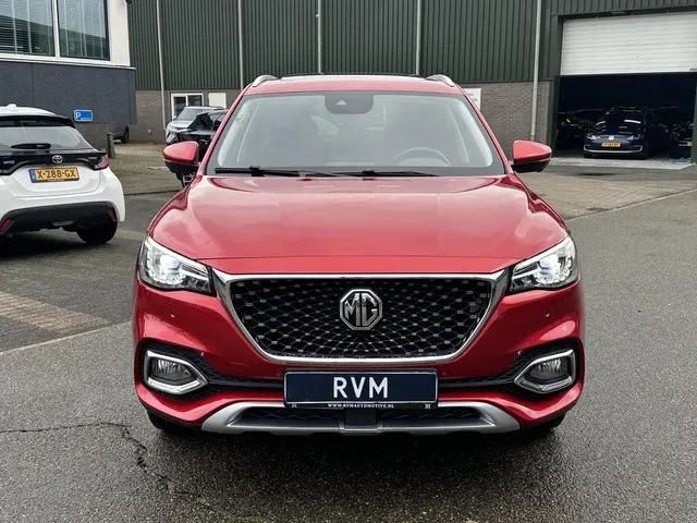 MG EHS 1.5 TGDI Luxury 2023 Hybride Benzine 6