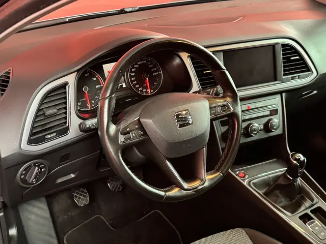 SEAT Leon 1.0 EcoTSI Style Business Intense 2018 Benzine 3