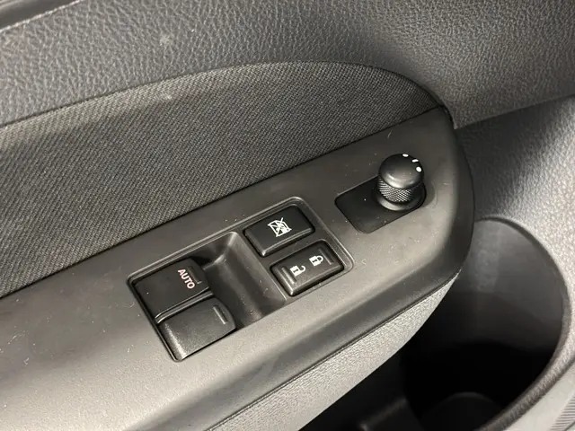 Suzuki Swift 1.2 Bandit EASSS 2013 Benzine 21