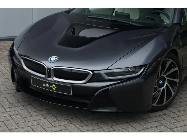 BMW i8 1.5 2015 Hybride Benzine 6