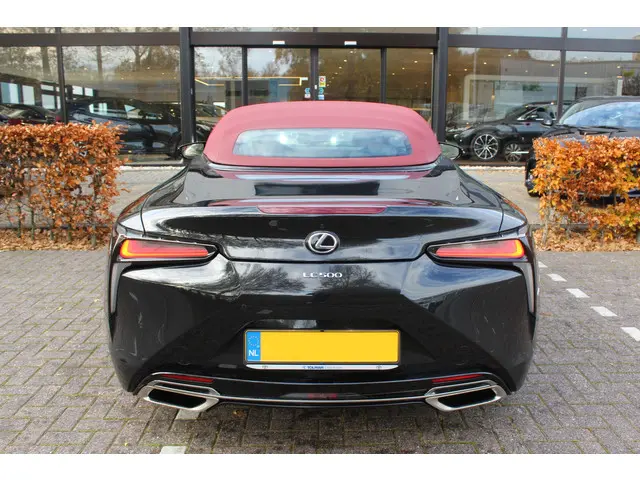 Lexus LC Convertible 500 Hokkaido Edition 2023 Benzine 13