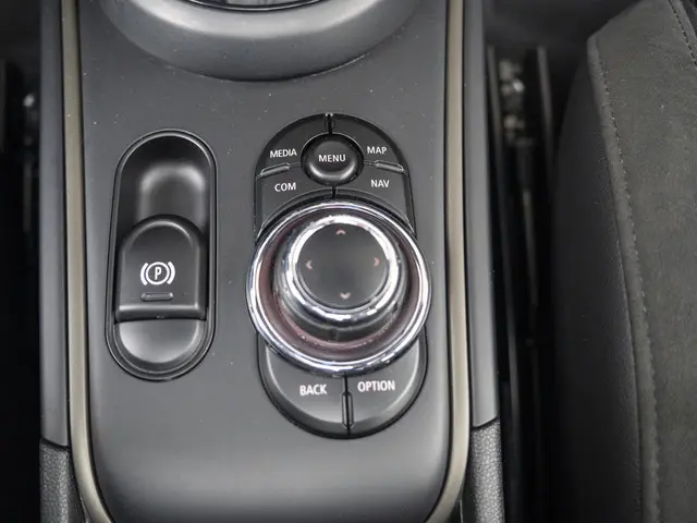 MINI Countryman Cooper S Aut. 2021 Benzine 16