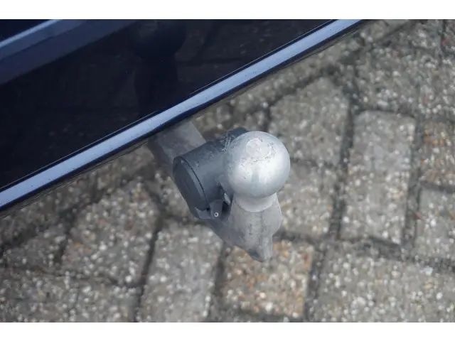 BMW 3 Serie Touring 330e 2022 Hybride Benzine 25