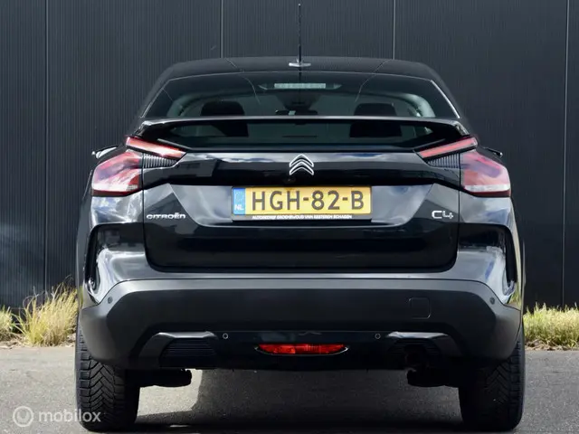 Citroën C4 100pk Feel | Airco | Navi | 2021 Benzine 3