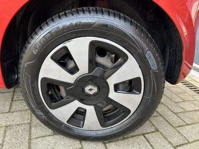 Renault Twingo 1.0 SCe Dynamique 2016 Benzine 10