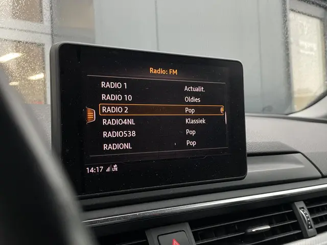 Audi A4 Avant 1.4 TFSI Sport Lease Edition 2018 Benzine 21