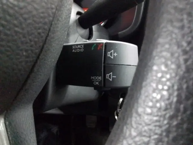 Dacia Logan MCV 0.9 TCe Prestige 2014 Benzine 11