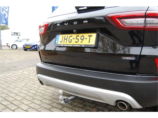 Ford Kuga 2.5 PHEV 243pk Titanium 2024 Hybride Benzine 5
