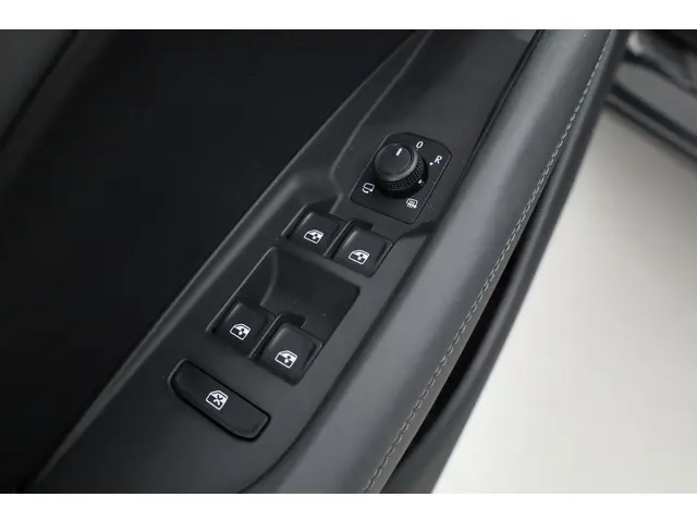 CUPRA Terramar 1.5 eTSI 2025 Benzine 7